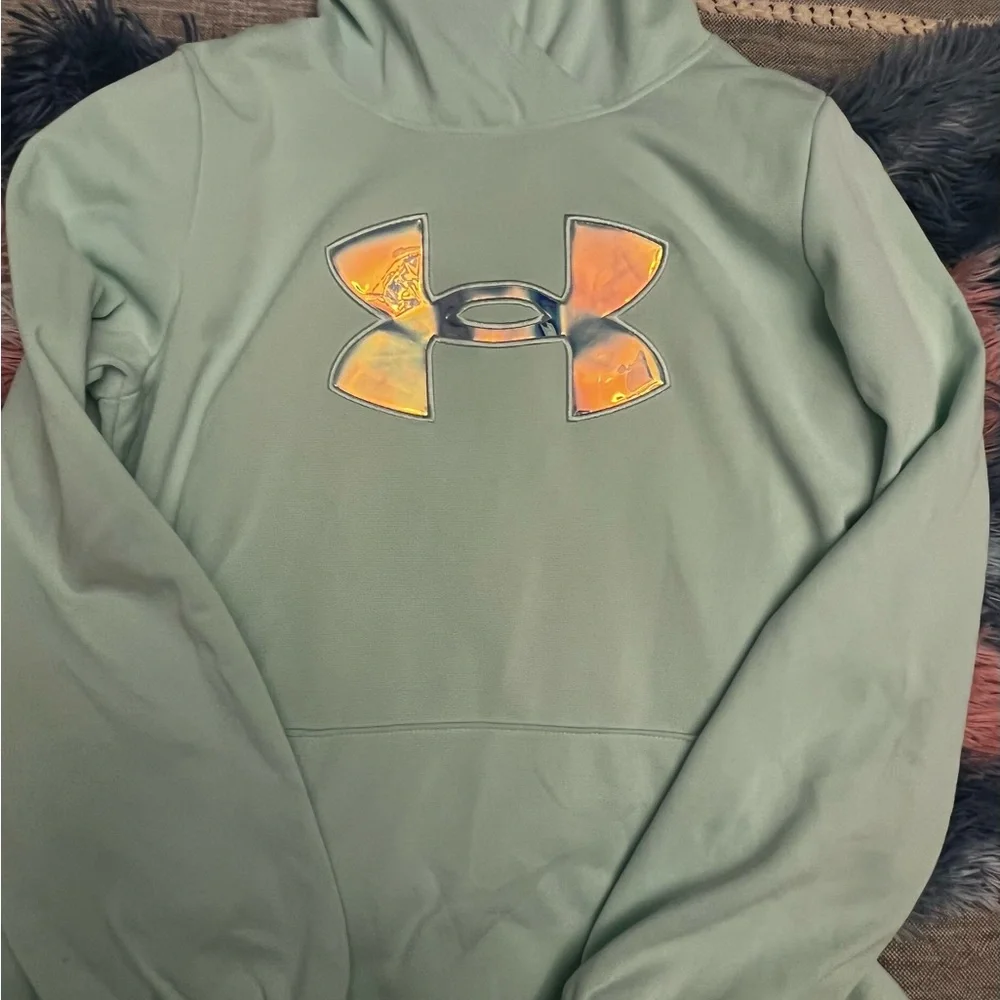 Under Armour Mint Green Sweatshirt size YXL SAlE - Picture 1 of 4